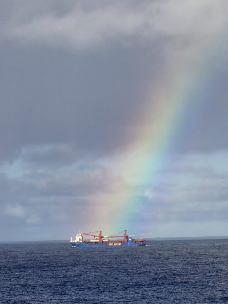 Nishant Mittal_Rainbow_Vessel_GOOD