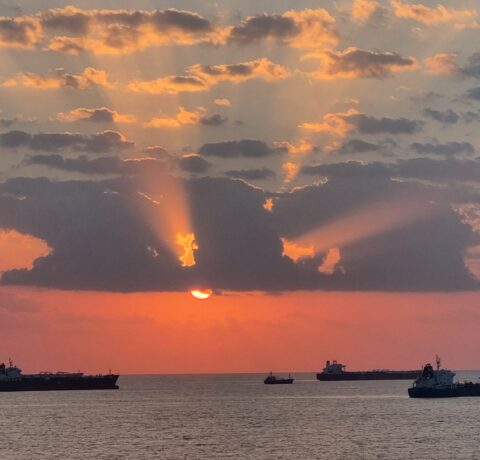 Front page 7 Thamaraikkannan Vengadasalamoorthi Ocean Vessels Fleet Sunset Thamaraikkannan Vengadasalamoorthi_Ocean_Vessels_Fleet_Sunset