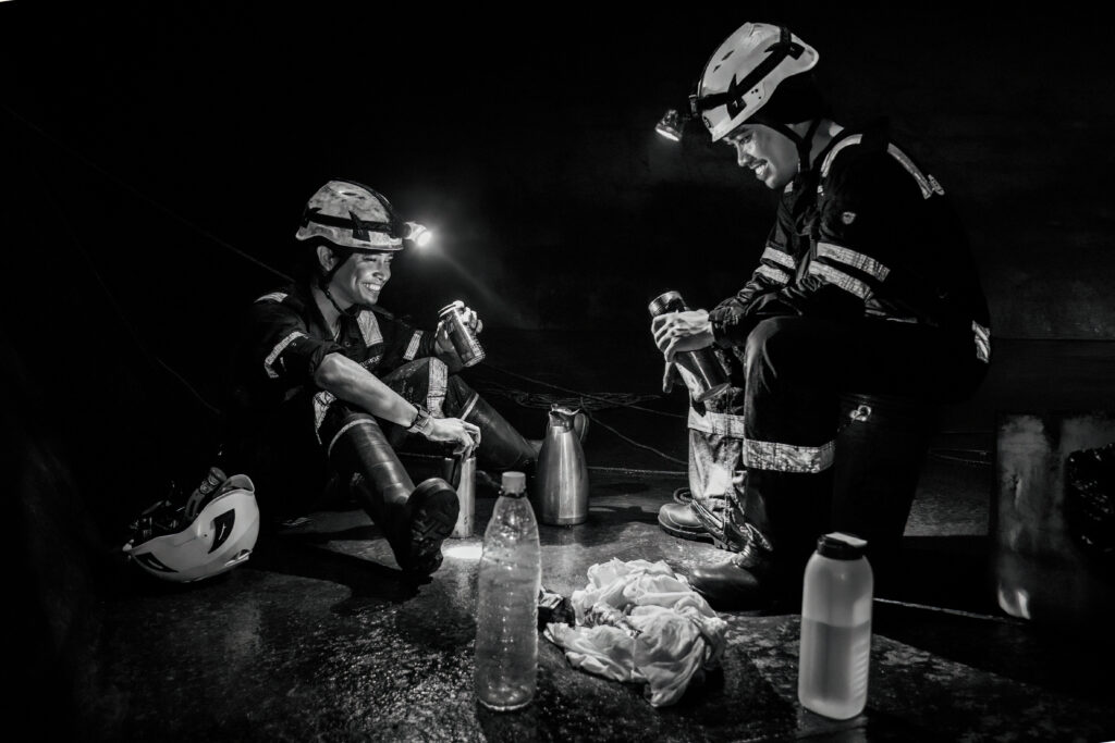 ROUND 1 Seafarers BW Have a break